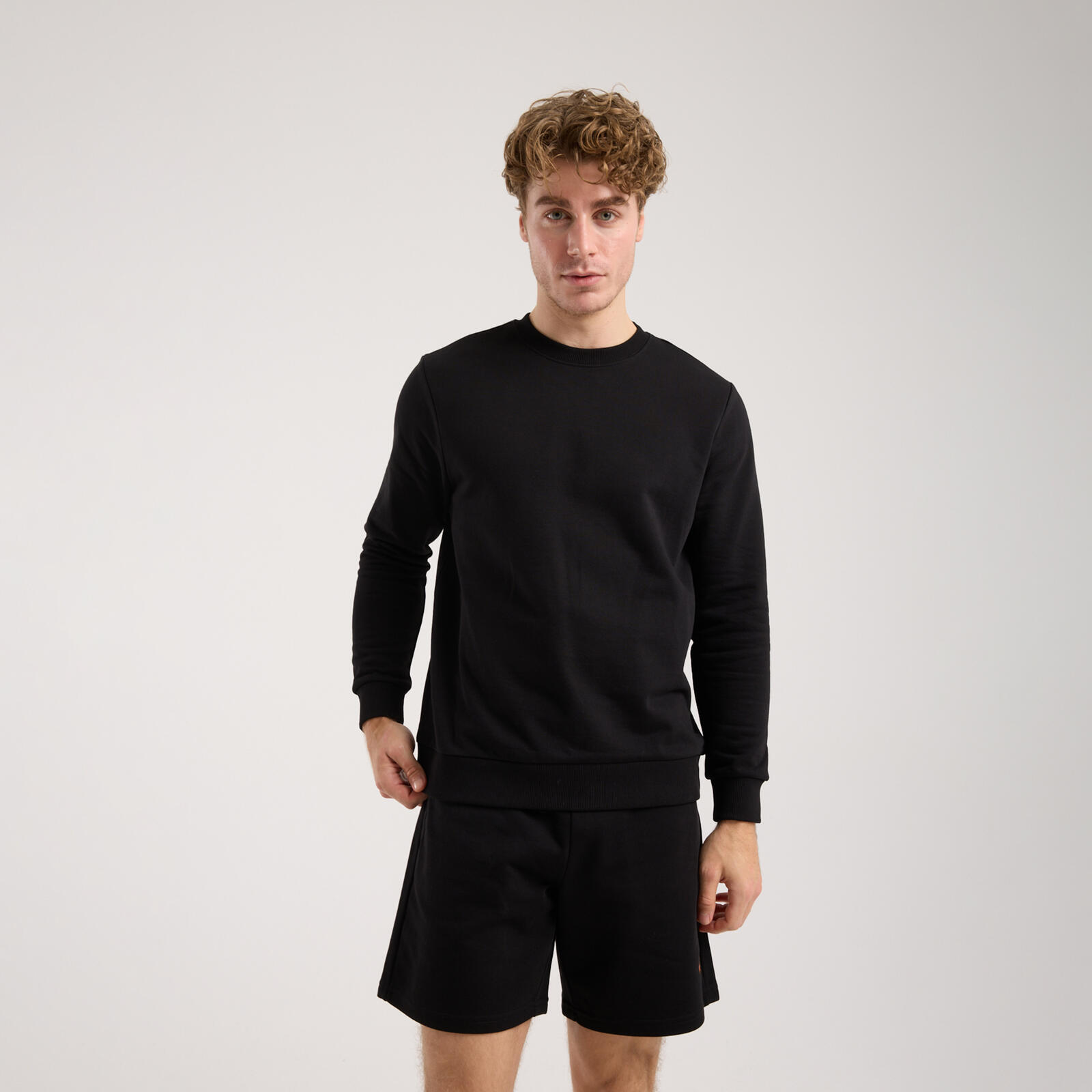 Erkek Siyah Bisiklet Yaka Sweatshirt