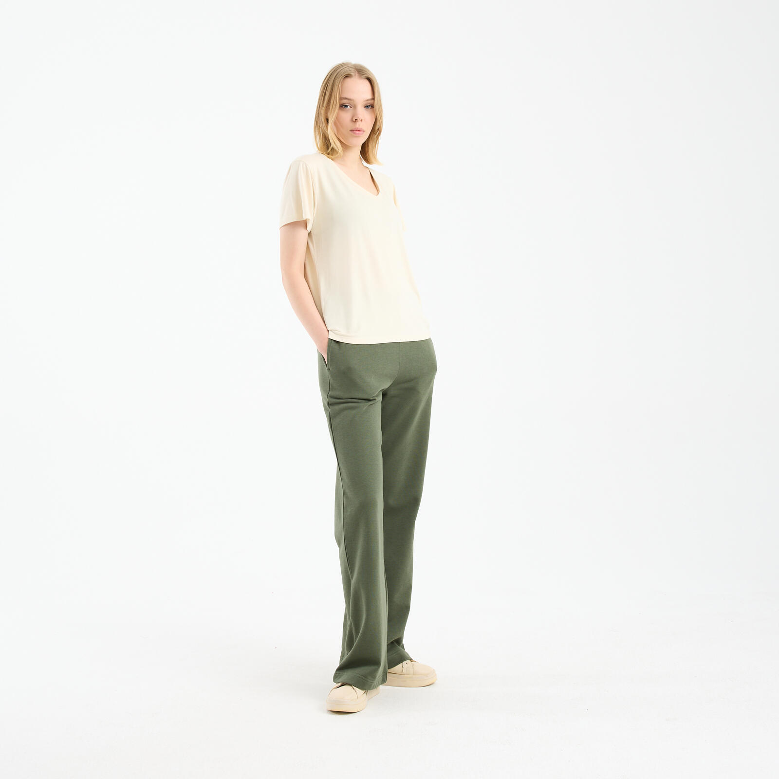 Kadın Kum Beji Basic T-shirt