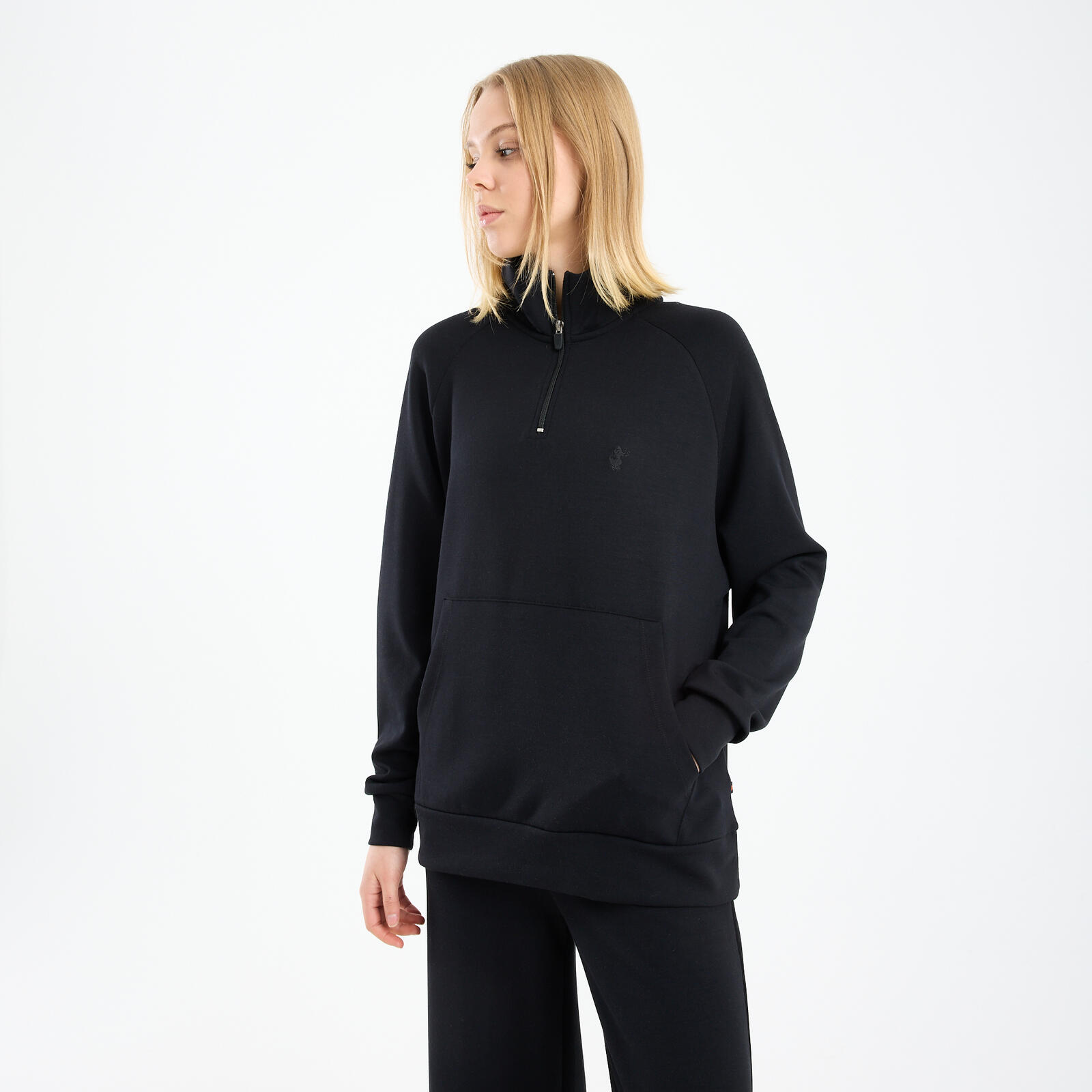 Kadın Siyah Yarım Fermuarlı Sweatshirt